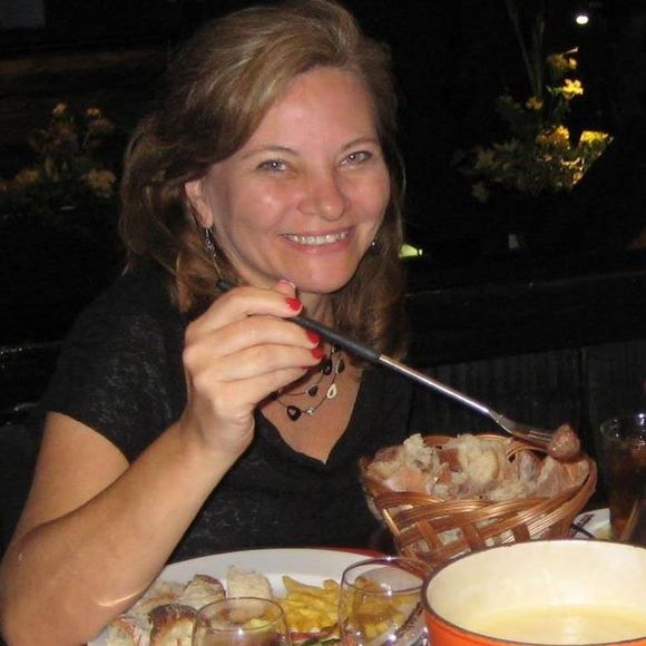 Meet your Posher, Carol - Picture 1 of 1